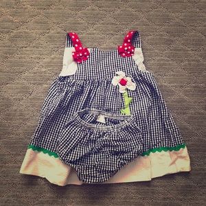 Gingham flower dress